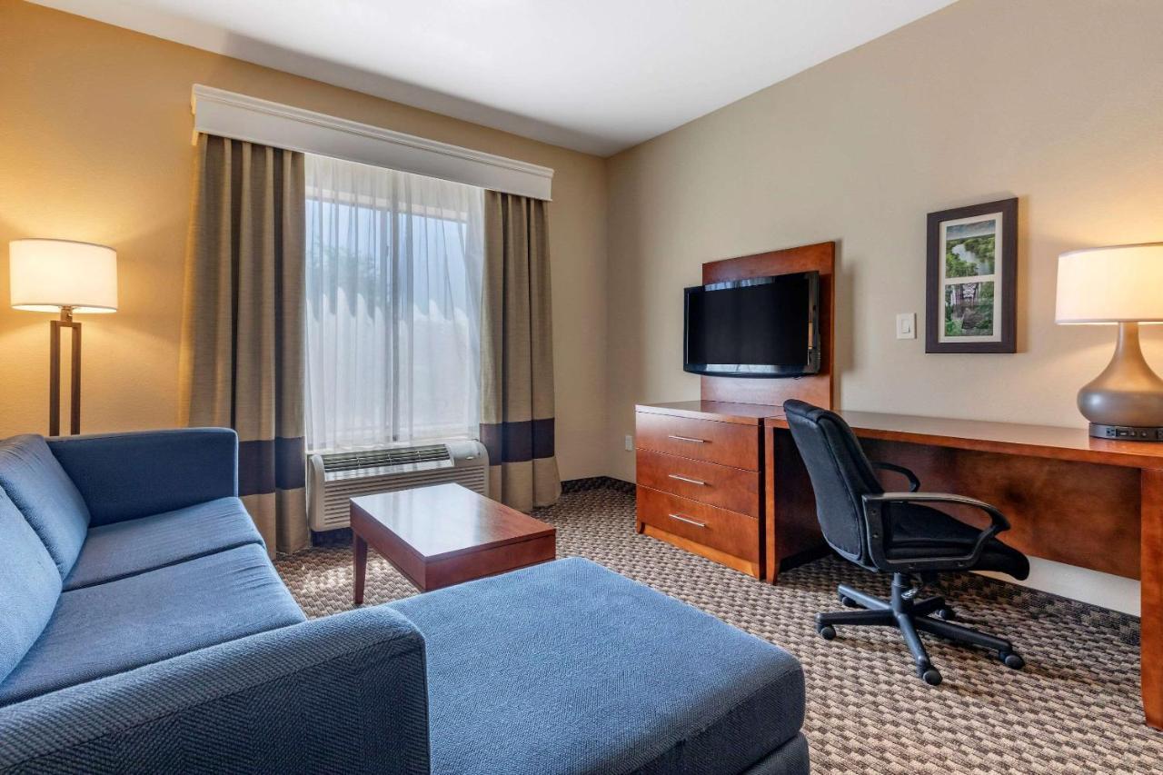 Comfort Suites Lufkin Luaran gambar