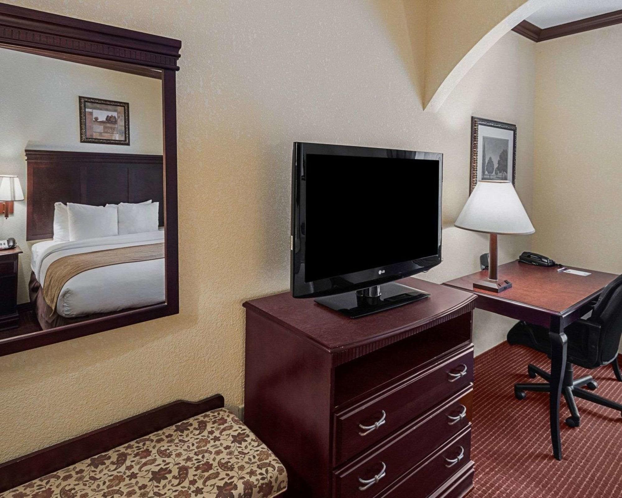 Comfort Suites Lufkin Luaran gambar