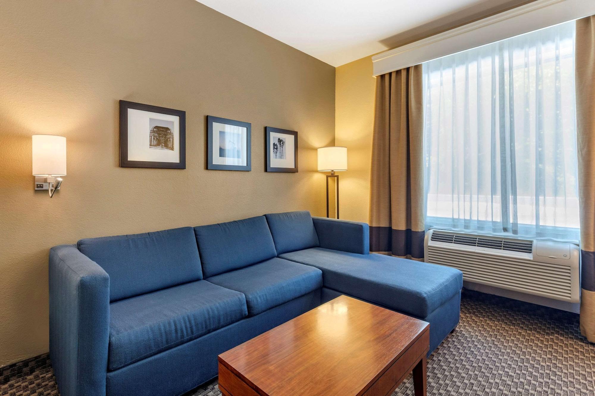 Comfort Suites Lufkin Luaran gambar