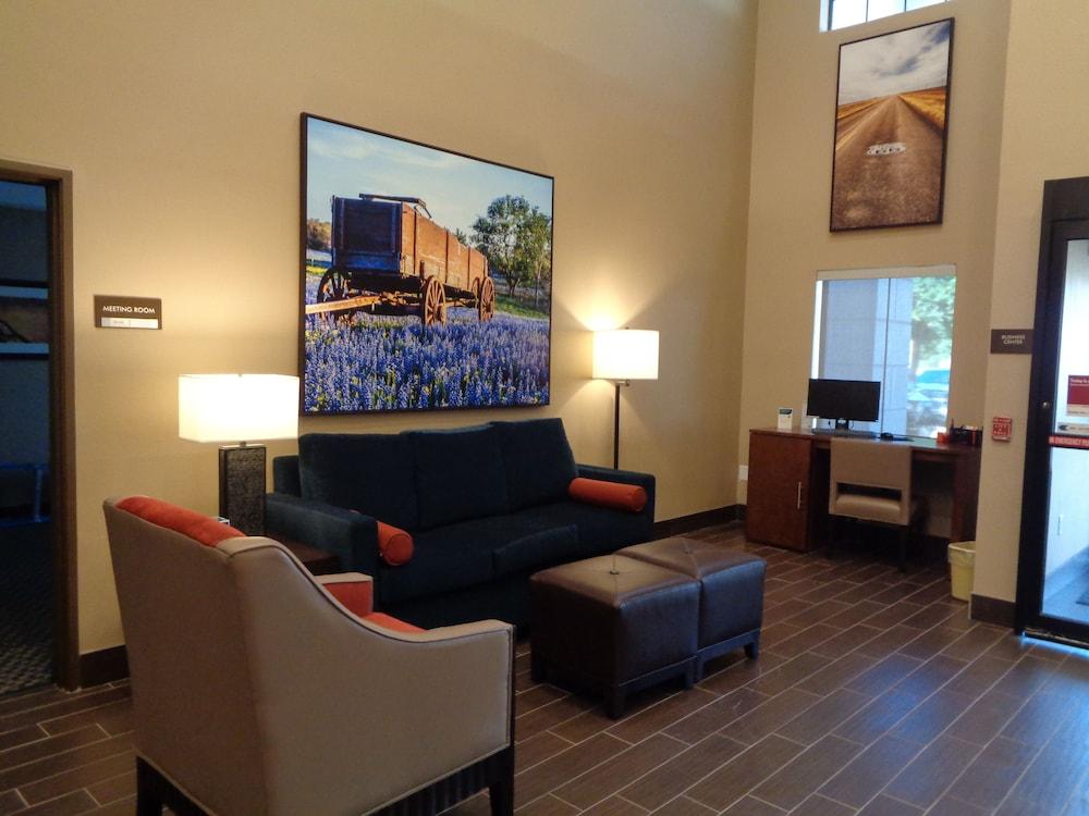 Comfort Suites Lufkin Luaran gambar